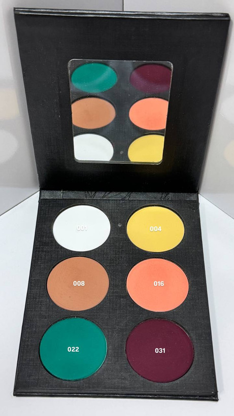 نمای باز پالت سایه مات فرنا با رنگبندی کامل